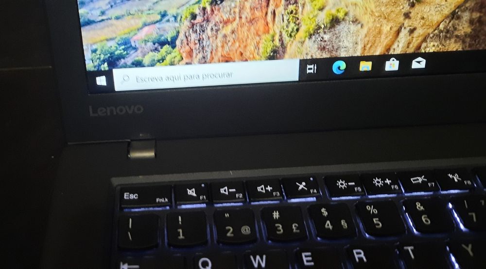 Pc Portátil Lenovo i5 14" disco SSD