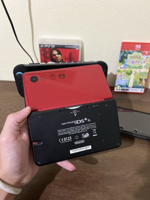 Nintendo DsiXL  Edição Mario