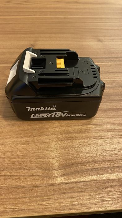 Makita BL1869 lithium ion battery64552108129538122