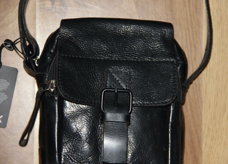 OCHNIK skóra skórzana torebka torba męska czarna nerka