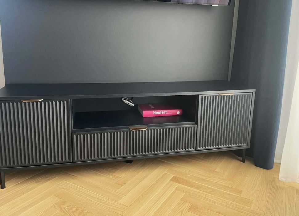 Montaż mebli , lameli, paneli tapicerowanych itp.