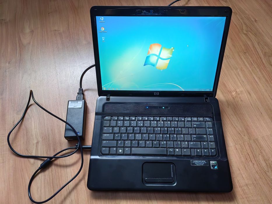 Laptop HP Compaq 6735s, AMD Athlon, 3gb ram, ATI Radeon HD 3200