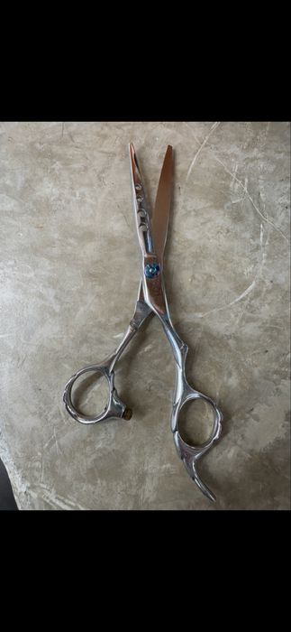 Парикмахерские ножницы прямые