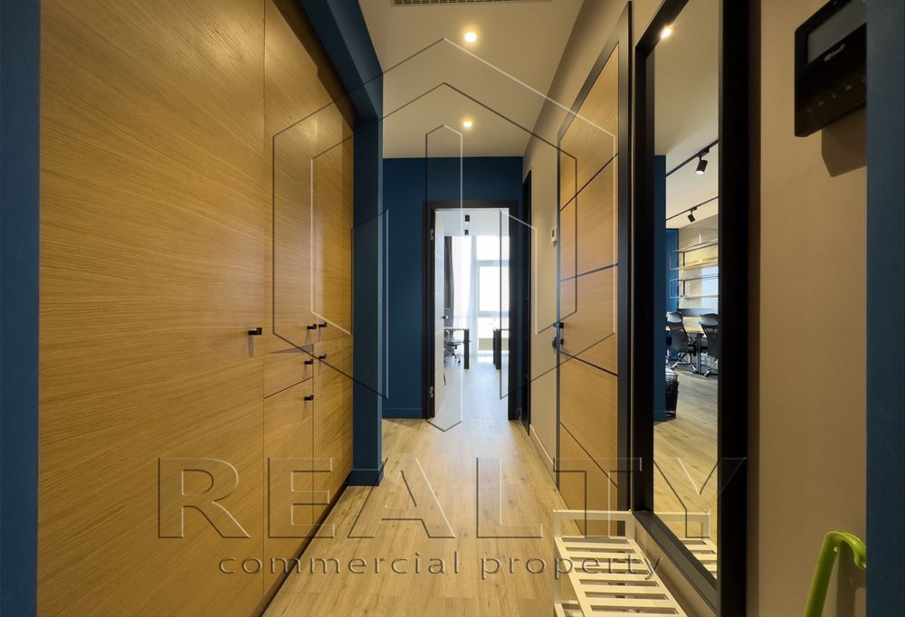 Офис с мебелью и генератором, 55 м², 11 этаж, 750 $