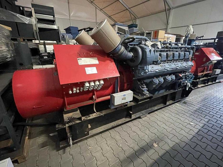 2400 kVA AEG z 2 silnikami MTU 12V396 , GENERATORY
