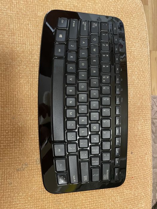 Бездротова клавіатура Microsoft arc model 1392
