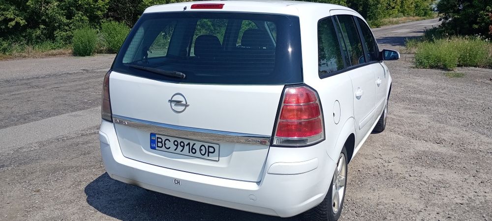 Opel Zafira B 1.9 cdti АКПП