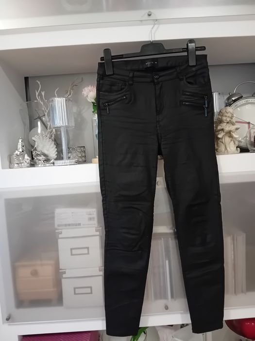 Mohito spodnie damskie 40