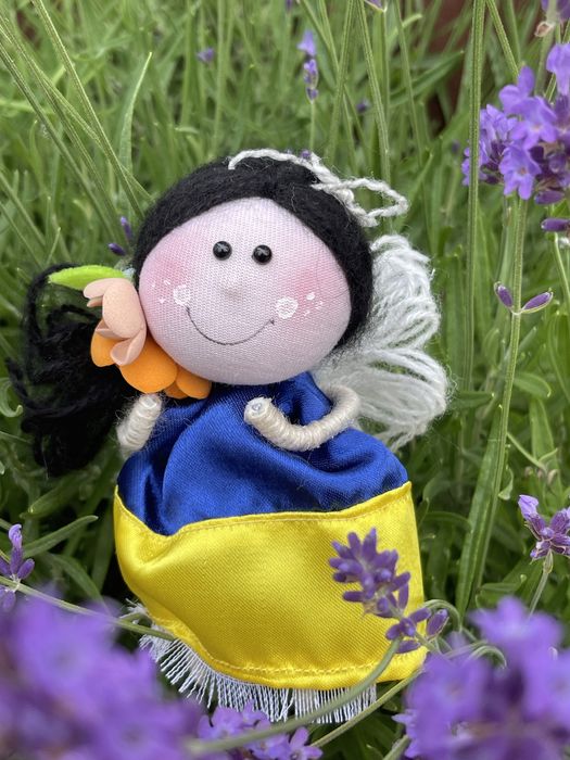 Янгол, лялька україночка, оберіг, подарунок волонтерам