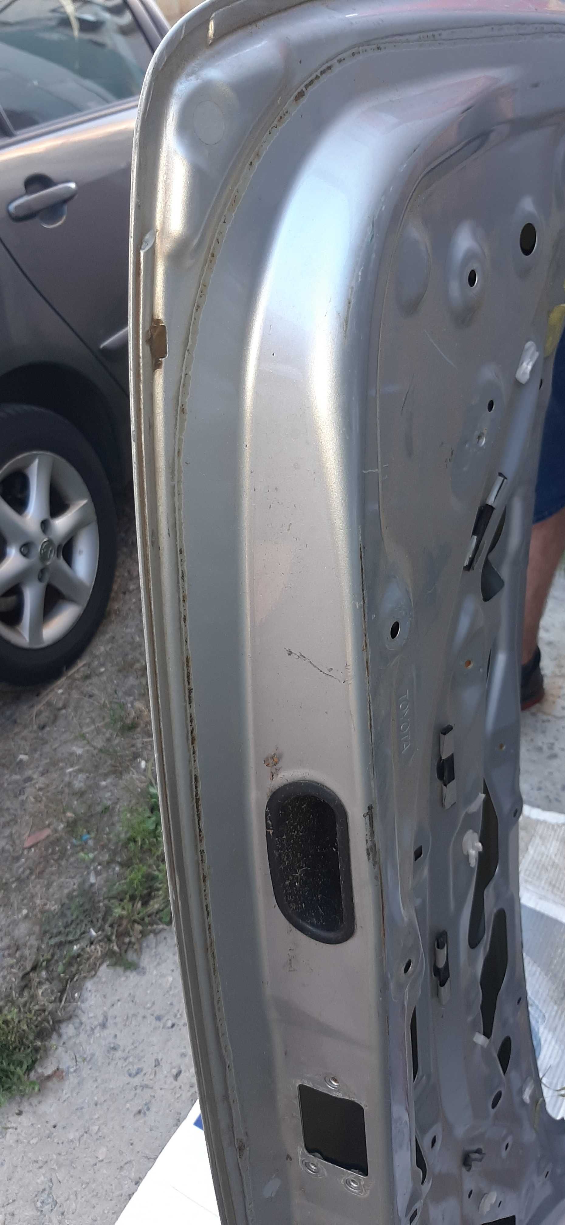 Крышка багажника ляда Тойота Королла Toyota Corolla: 2 900 грн ...