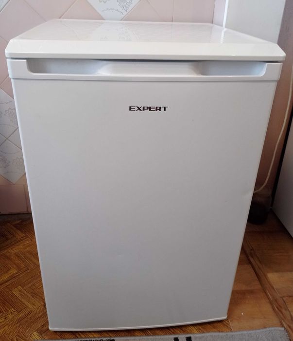Морозильна камера EXPERT UF-85