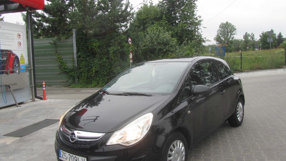 Opel Corsa 2012r 1,2 benzyna Ładny 200 tyś km