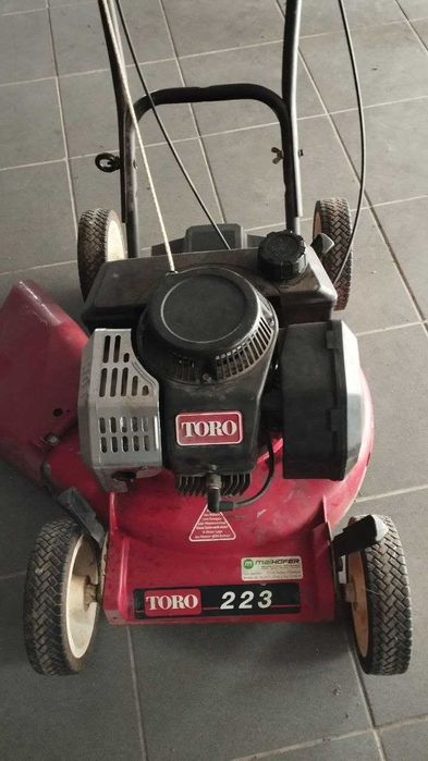 Corta relva TORO 223 gasolina 2T potente