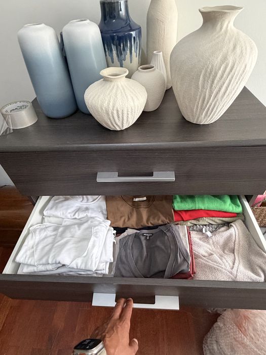 Cómoda / Camiseiro grande