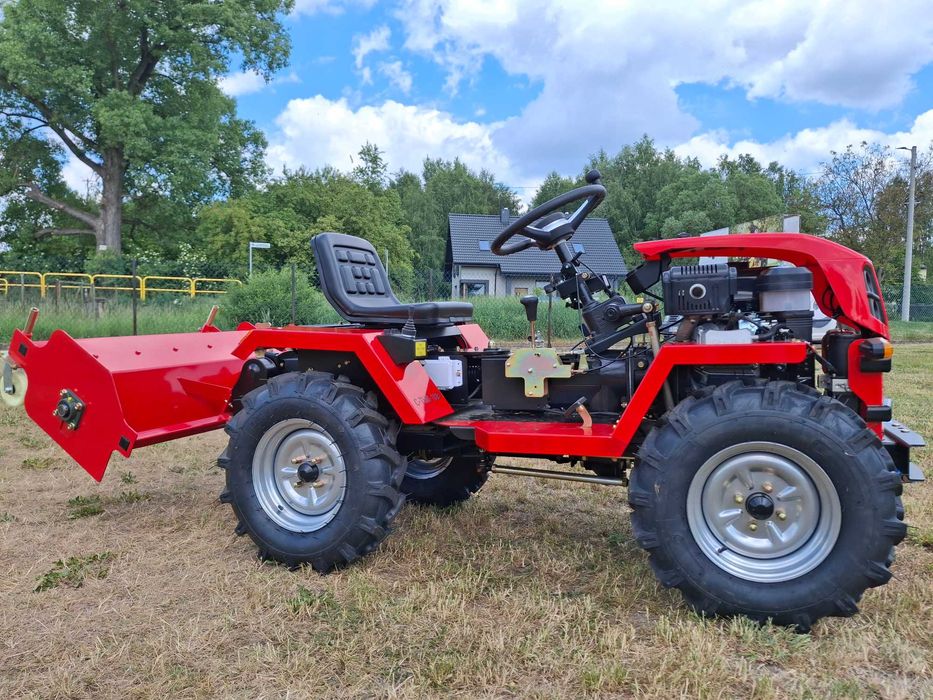 Traktor wielofunkcyjny Cedrus 4x4 C-TUR-18B