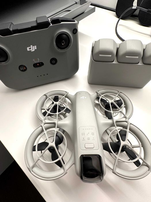 DJI Neo Fly More Combo