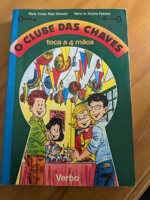 O Clube das Chaves Toca a 4 Mãos