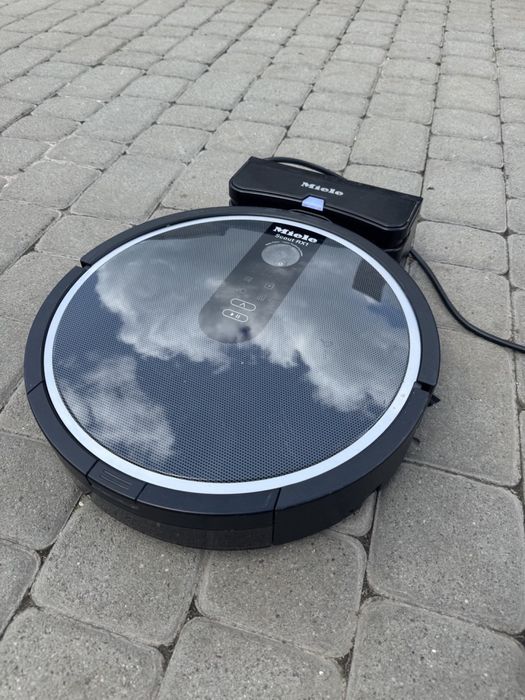 Роботпилосос Miele Scout RX1 пилосос miele