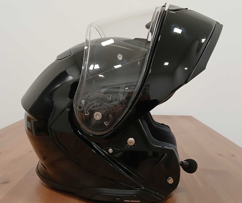 Capacete Shoei Neotec 3 Preto XS + SENA SRL3 (opcional) | Como Novo