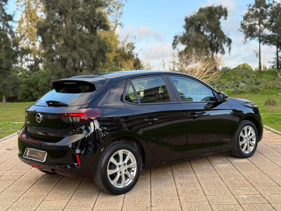 Opel corsa.