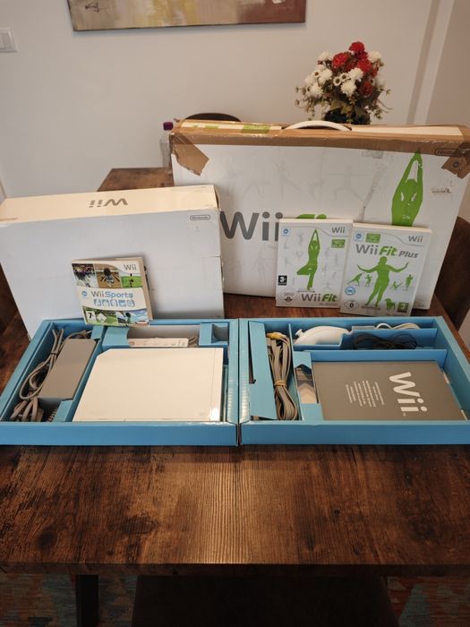 Consola Wii + Balance Board e Jogos