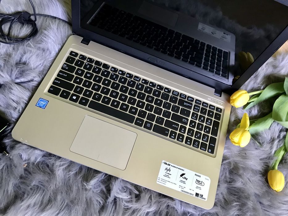 Laptop ASUS R540S Łódź Śródmieście • OLX.pl