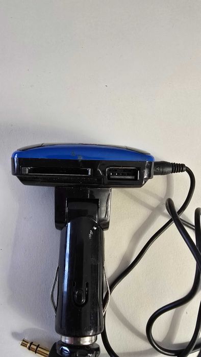 • Transmissor Auto Zipy com Leitor de Cartão e USB
