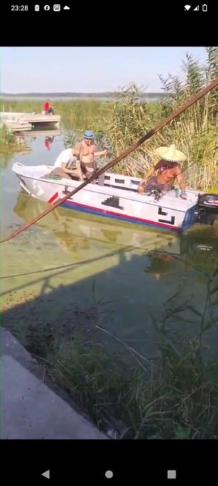 Прогрес 2 лодка новая только прошла обкатку и мотор тожеу