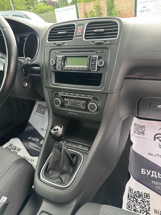 Продам Volkswagen Golf 2010 рік можлива розстрочка,кредит,обмін!