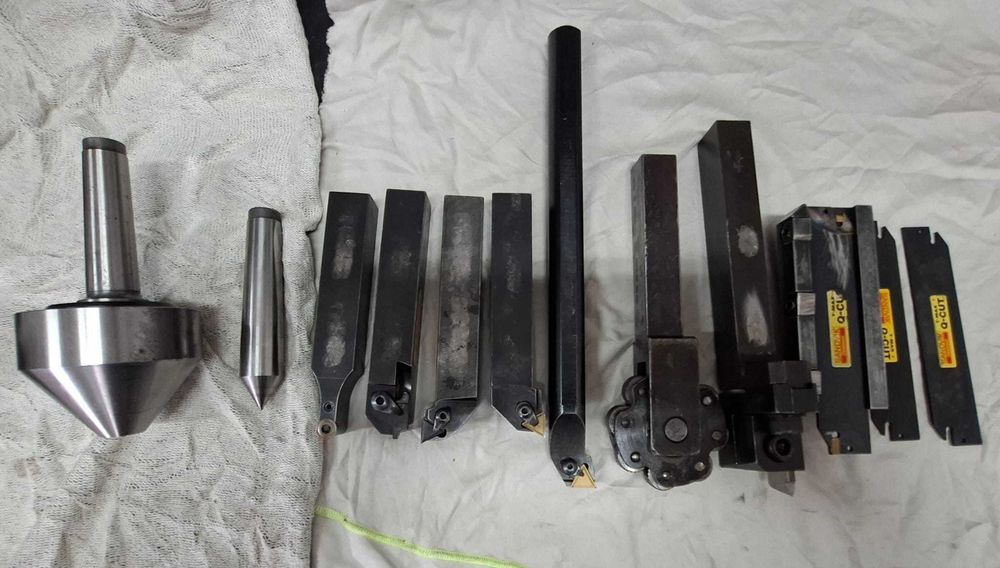 Ferramentas varias para torno mecanico