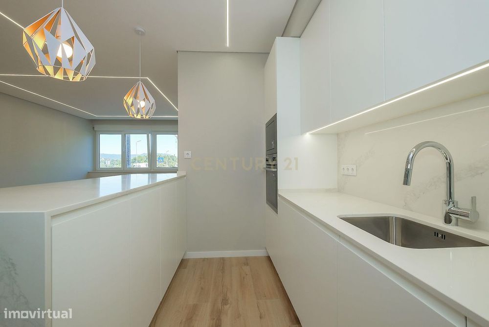 T2 + 1 Duplex - Murtal -Parede