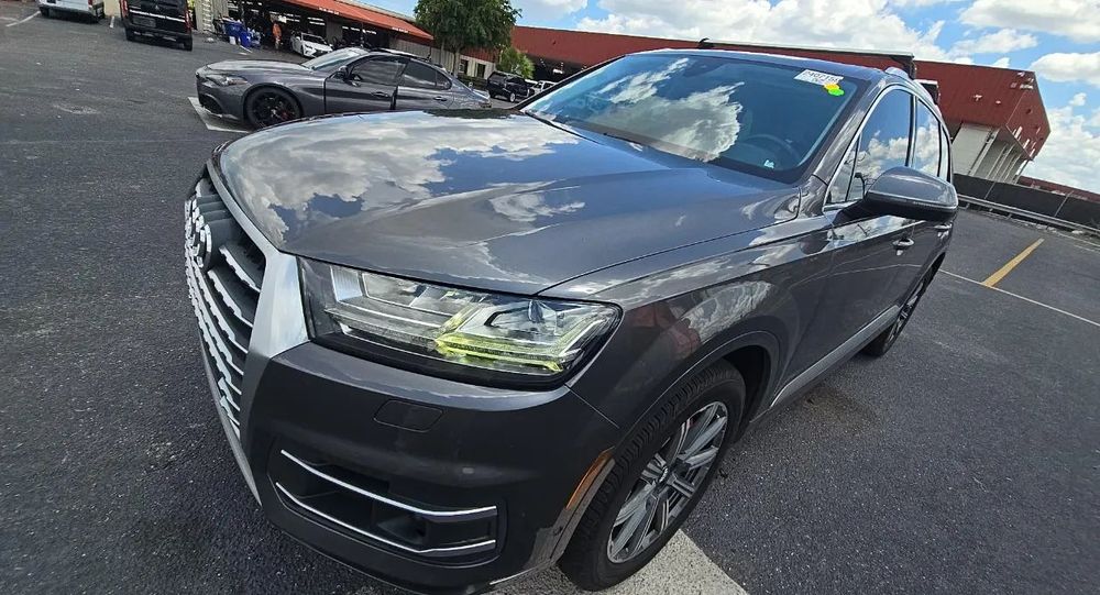 Audi Q7