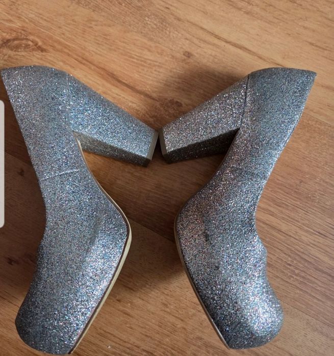 Buty na słupku brokatowe Roots Exlusive 39