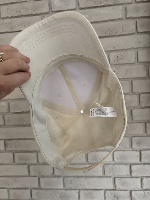 Czapka z daszkiem kremowa beżowa męska Primark