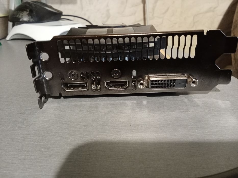 Видеокарта Asus  GTX 1050 2гб