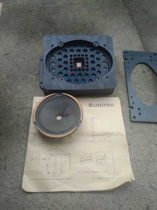głośnik samochodowy UNITRA z obudową