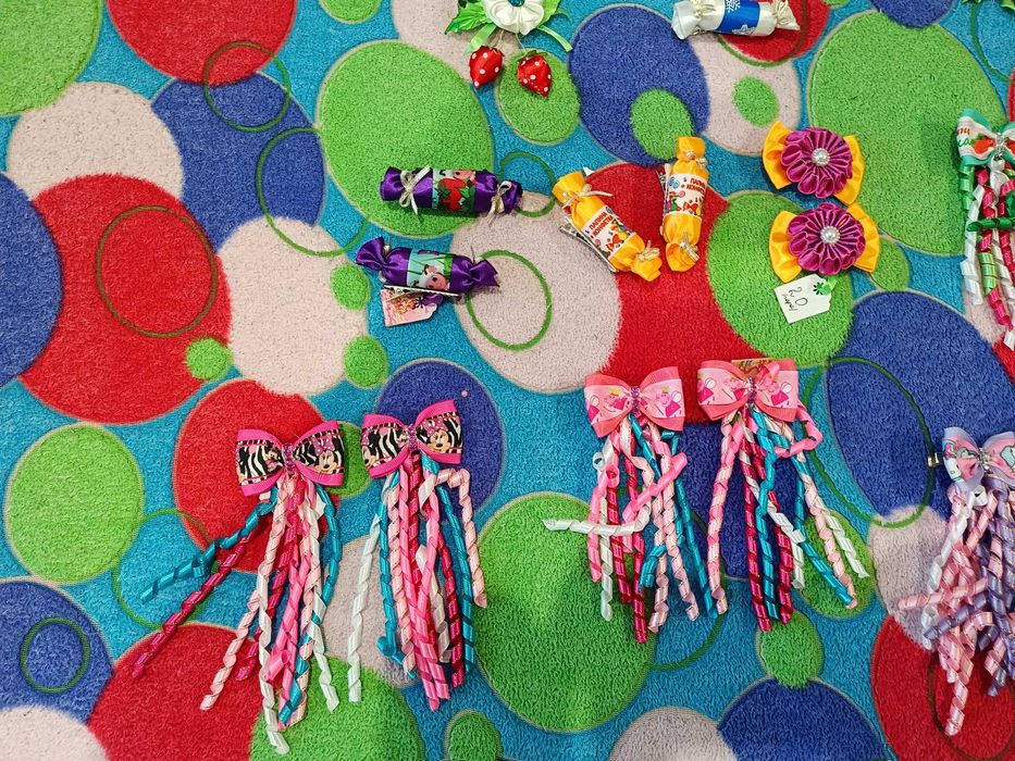 Бантики ,заколки