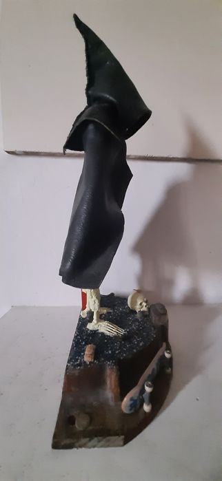 Escultura Diorama  "La muerte"