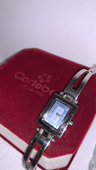 часы CORTEBERT Швейцария