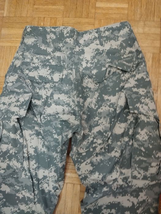 Spodnie wojskowe US Army camo UCP  roz S regular