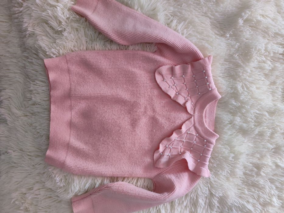 Кофтинка на дівчинку  на 3-4 роки