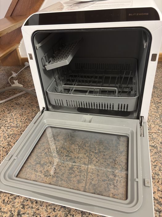 Máquina de lavar loiça portátil Blitz Home