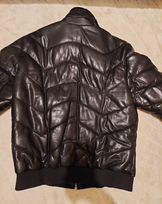 Продам куртку кожаную