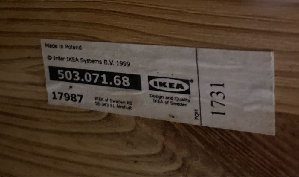 Cama de solteiro de madeira IKEA (90x200)