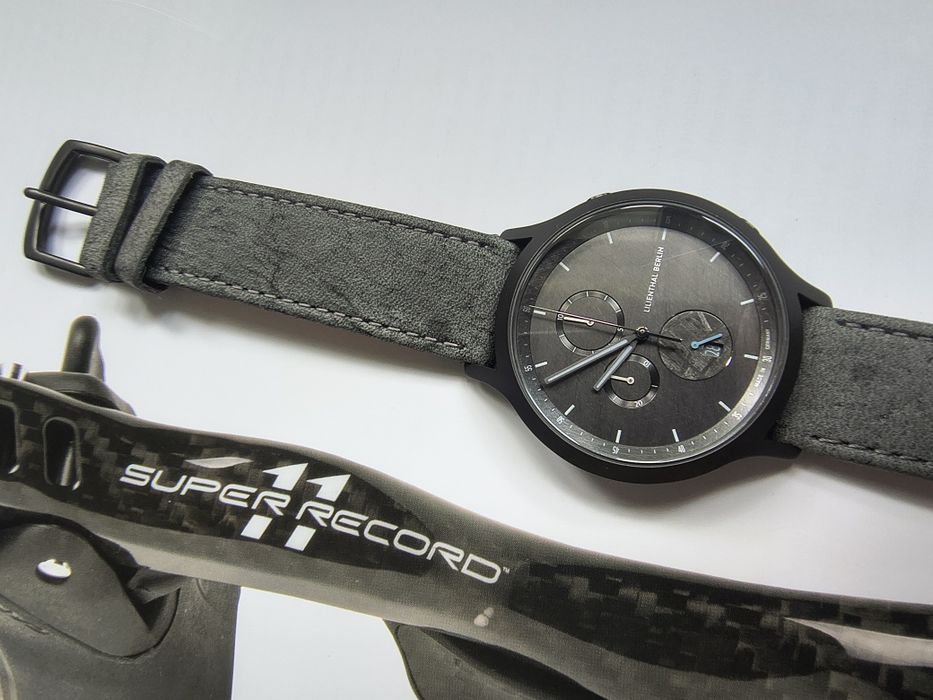Lilienthal Berlin Meteorite Chronograph – Tarcza z prawdziwego meteorytu | Full Set