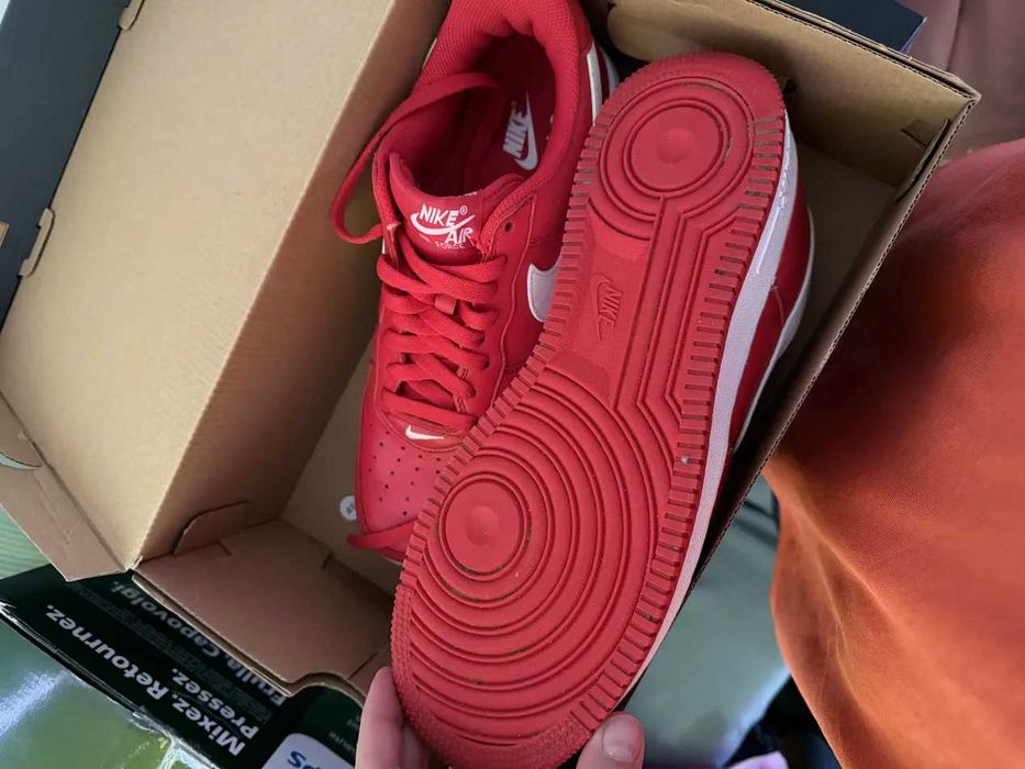 Nike Air Force 1 Low Retro „University Red"