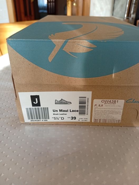 Продам полуботинки clarks
