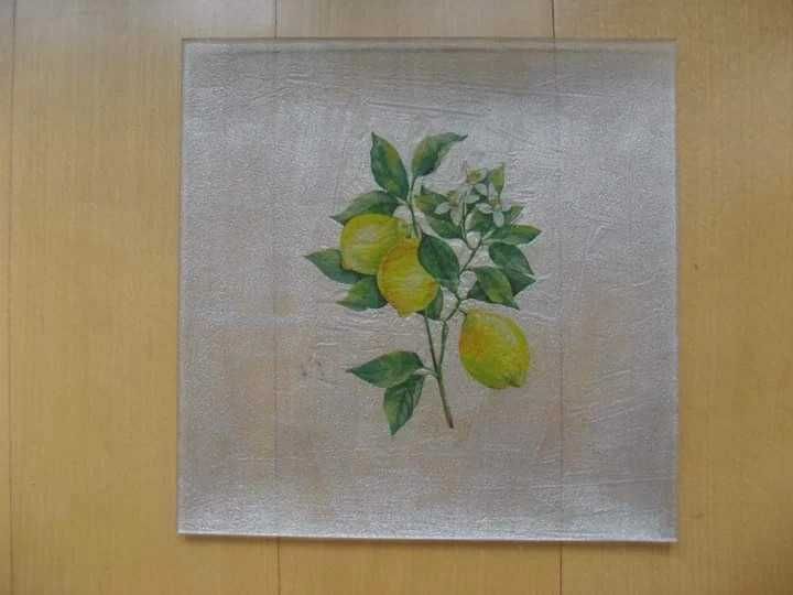 Prato decorativo feito à mão (25x25 cm)