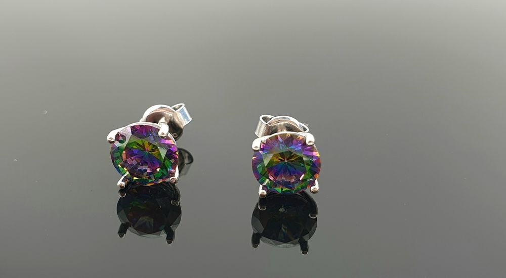 Kolczyki srebrne 925 z kamieniem Mystic wkrętki