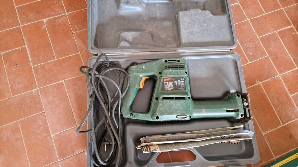 Serra sabre eletrica Bosch PFZ 550E